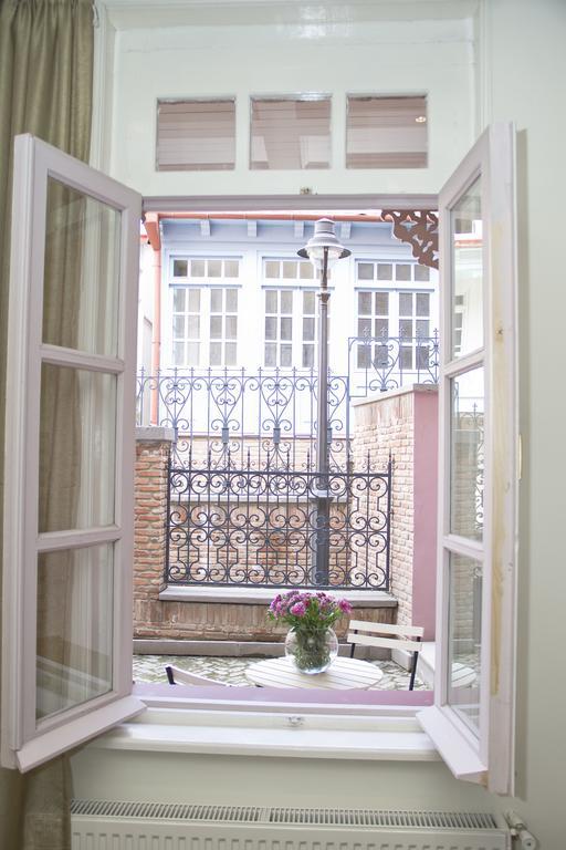 Apartment On Saadi Str Old Tbilisi Camera foto