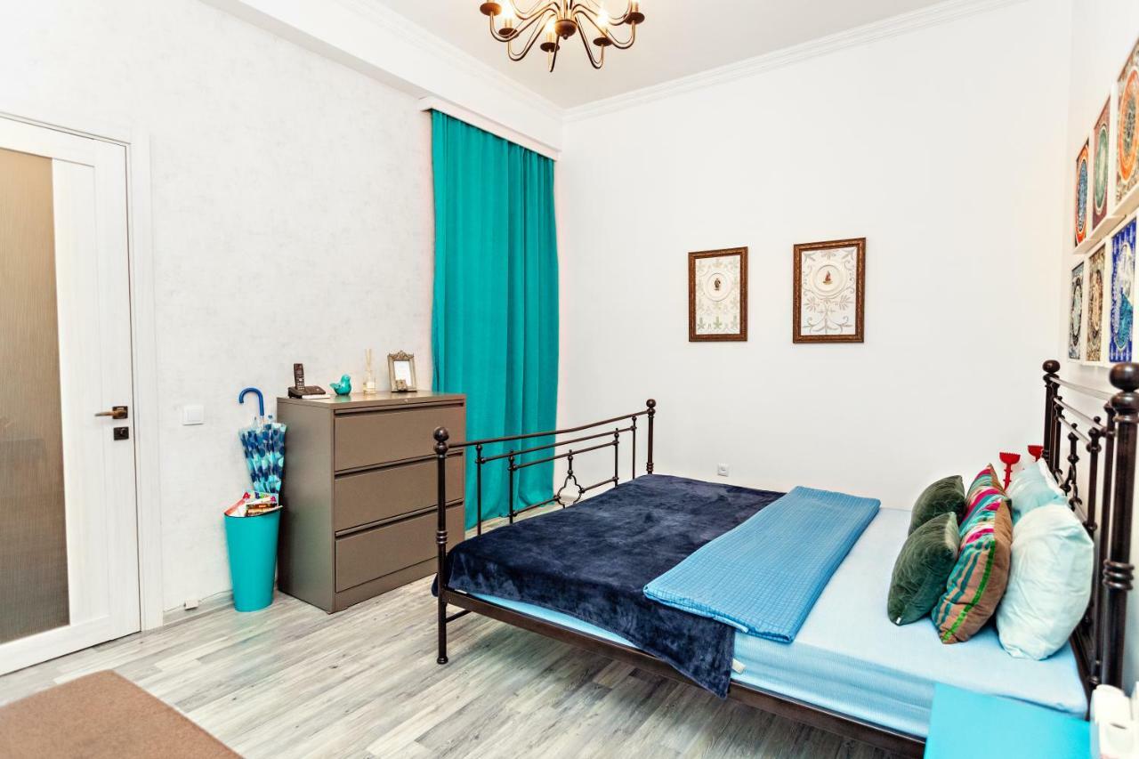 Apartment On Saadi Str Old Tbilisi Esterno foto